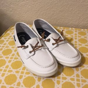 NEVER WORN NEW SPERRY SHOES💓💓💓